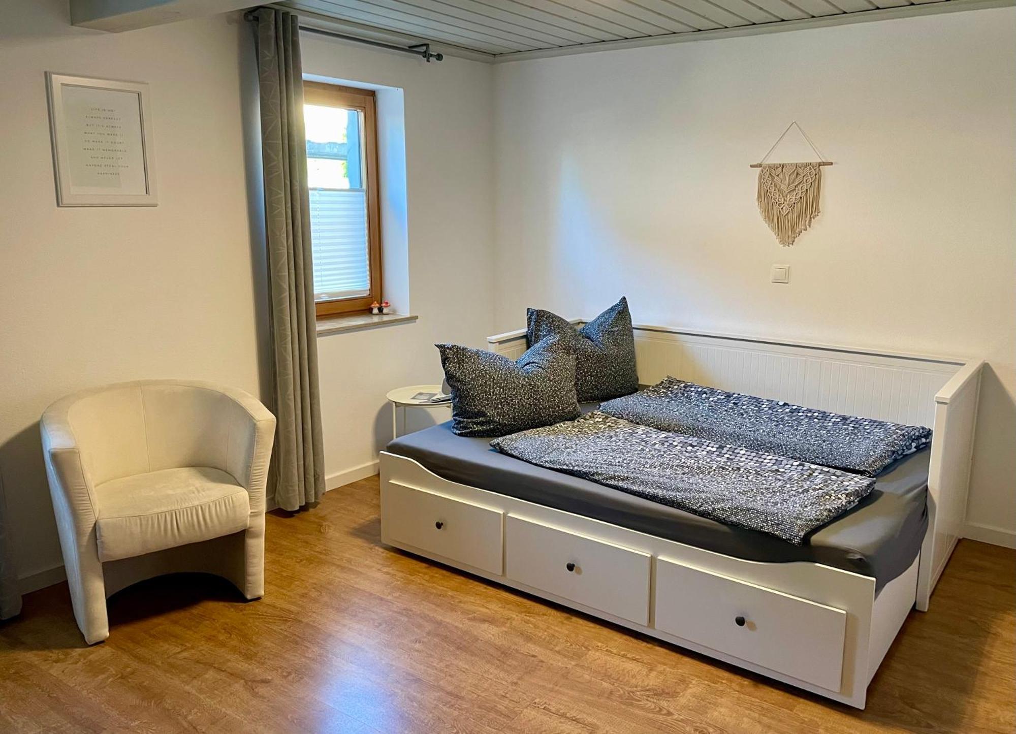 Moderne Ferienwohnung In Historischer Altstadt - Keine Monteurswohnung Hilpoltstein Ngoại thất bức ảnh